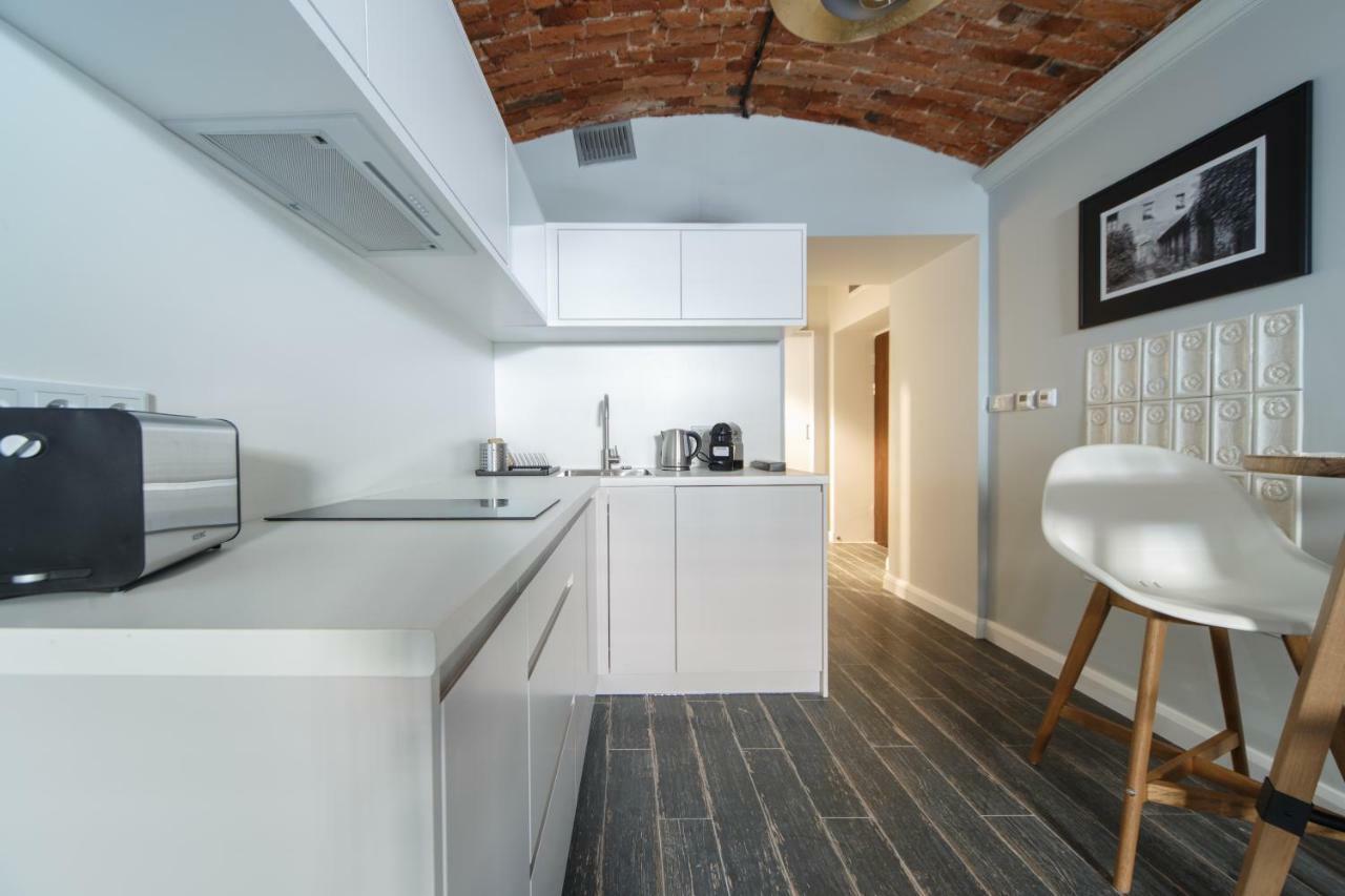 M4 Main Square Studio Краков Экстерьер фото