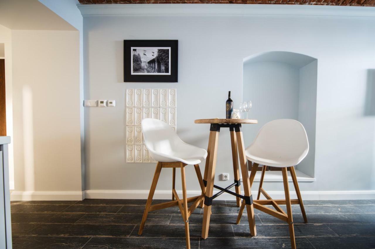 M4 Main Square Studio Краков Экстерьер фото