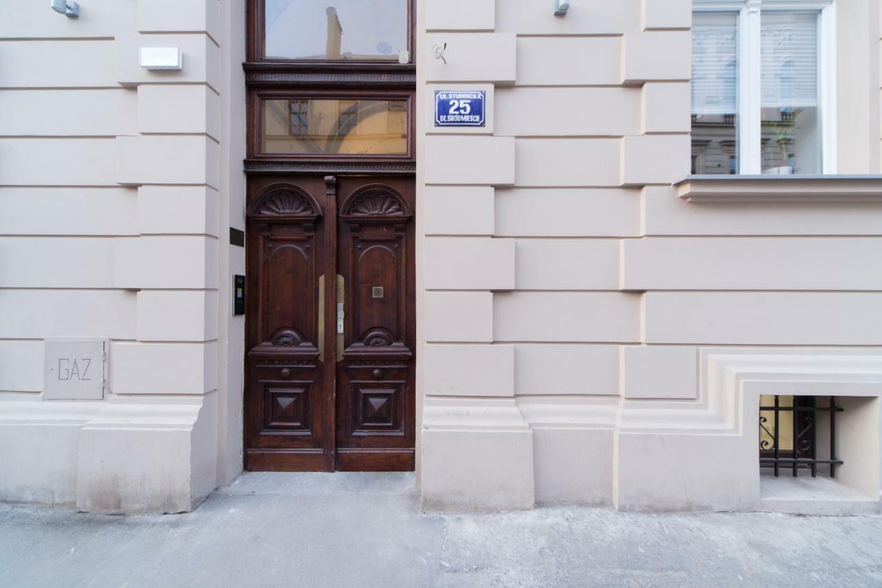M4 Main Square Studio Краков Экстерьер фото
